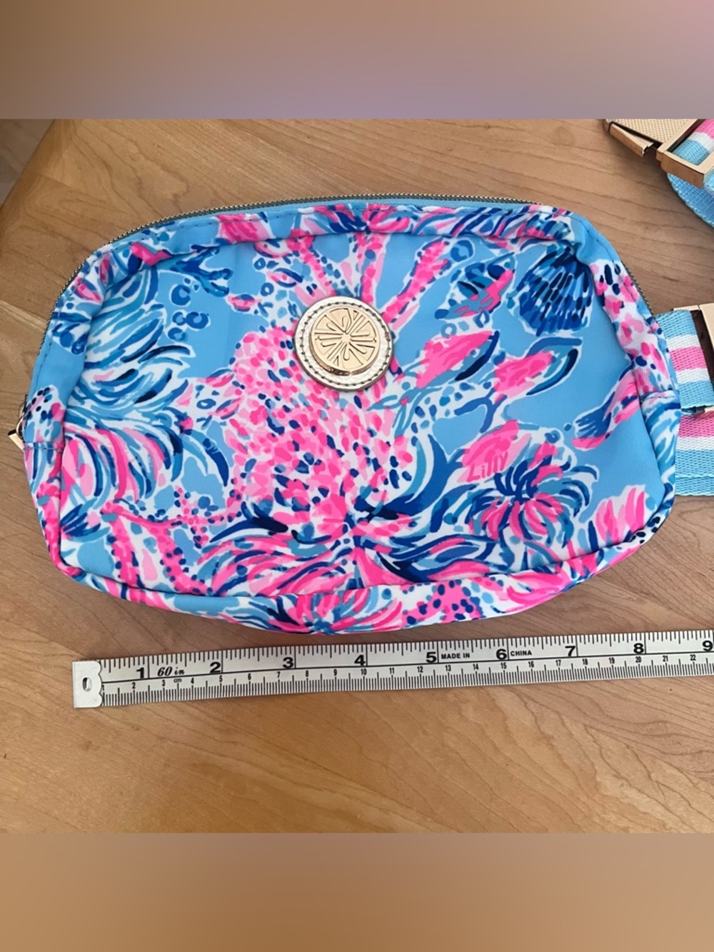 lilly pulitzer belt bag - Picture 3 of 8